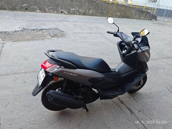 Yamaha nmax 125 - 4