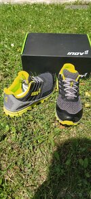 Rezervované Nové bežecké tenisky inov-8 trailtalon 290, 41,5 - 4