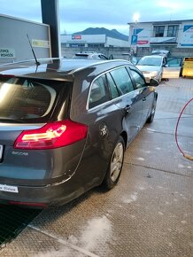 Opel Insignia  2010 - 4