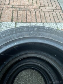 205/55 R17 95V Hankook winter icept Evo 2 - 4