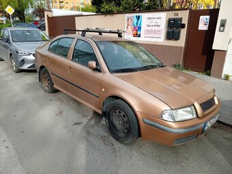 Škoda Octavia 1.6 - 4