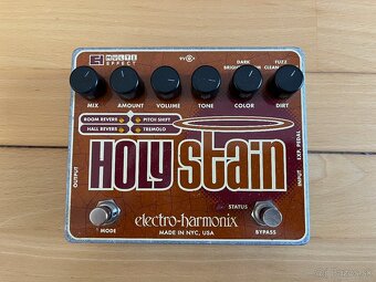 Electro Harmonix holy stain, super ego a Strymon big sky - 4