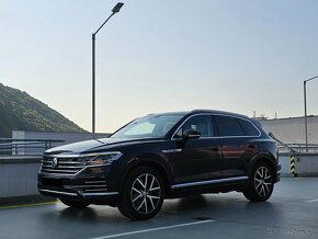 VW Touareg 3.0 V6 TDI - 4