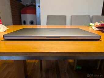 MacBook Pro M2 Max 16", 64GB RAM, 1TB SSD, záruka - 4