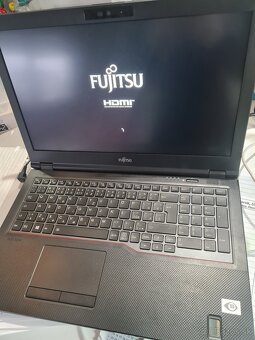 Notebook Fujitsu Lifebook E4511 - 4