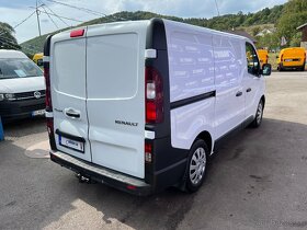 RENAULT TRAFIC - 4