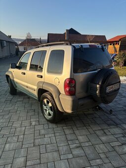 Jeep Cherokee kJ 2.8 crd Facelift - 4