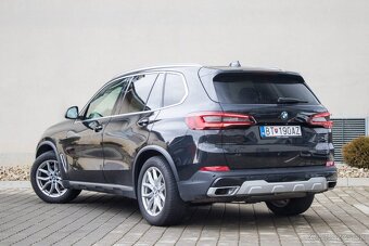 BMW X5 xDrive30d Individual (odp. dph) - 4