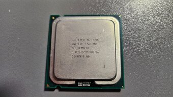 Procesor INTEL Pentium-P4-i3-i5 - 4