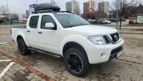 NISSAN NAVARA D40 3,0d v6 - 4