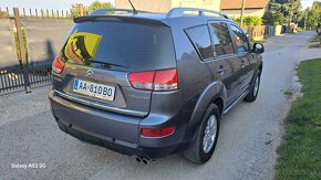 Predám Citroën C-Crosser 4x4 2.2hdi automat - 4