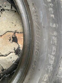 Predám 2 ks celoročne pneumatiky 215/55 R16 - 4