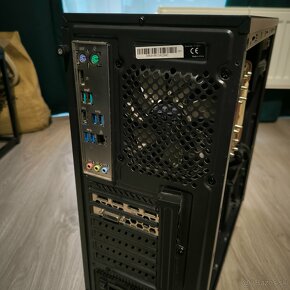 Predám PC - i7 9700k, 32 Gb RAM, GTX 1060 - 4