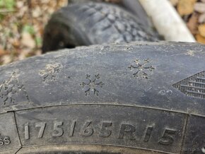 Zimné pneu 175/65R15 dunlop - 4