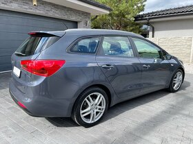 KIA Ceed SW 1.4 CRDI EX - 4