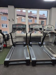 Bežecký pás LIFE FITNESS 9500 HR Next Generation - 4