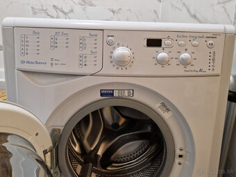 Práčka INDESIT, model IWSND 51051 - 4