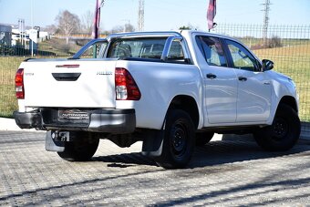 Toyota Hilux 2.4 D-4d 4X4 Live SR ODPOČET_DPH - 4