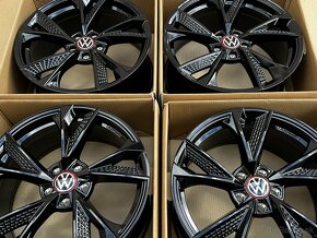 5X112 R19 8,5J ET45 MAM BLACK RS6 MODEL - 4