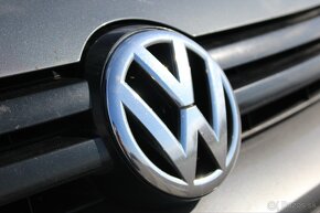 Volkswagen Golf 1.6 TDI - 4