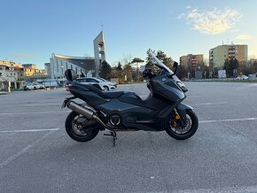 Yamaha TMAX TECH MAX 560 ccm 2022 - 4