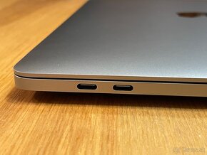 Macbook Pro, 2020 - 4