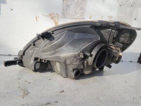 TOYOTA YARIS 04/02 - 01/06 - Predne prave svetlo - 4