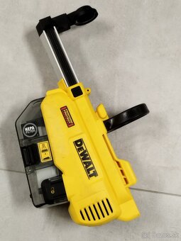 Dewalt aku odsavac prachu - 4