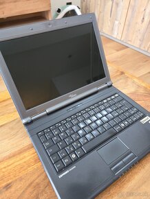 Fujitsu Siemens - 4