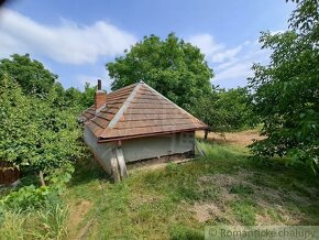 Viničný domček s 22-árovým ovocným sadom pri Vrábloch na p - 4