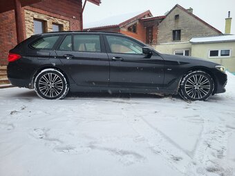 BMW 530xd G31 4x4 195 kW Sportline AT / ZF - 4