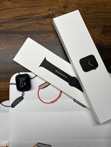 Apple Watch SE 44mm - 4