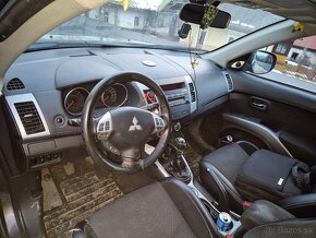 Mitsubishi Outlander 2.2 130 kW - 4