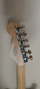 Squier stratocaster - 4