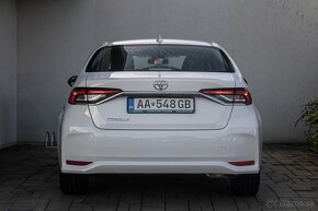 Toyota Corolla sedan 1.5 Comfort - 4