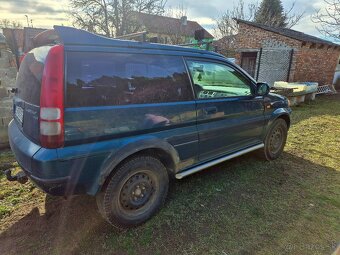 Ponúkam Honda HRV 1,6 benzín 4x4 - 4