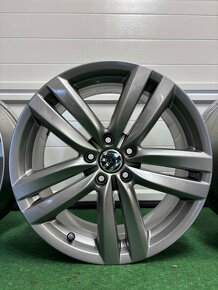 VW Kansas 5x112 R18 orig. - 4