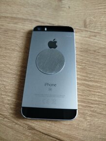 IPHONE SE (2016) - 4