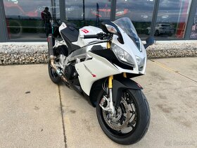 Aprilia RSV4 1000 APRC - 4