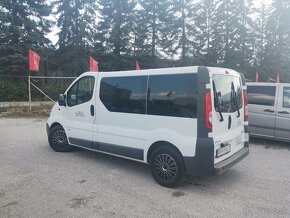 Opel Vivaro Van 2.0 CDTI 9 miestne - 4