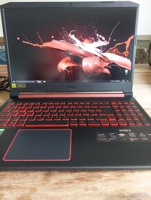 Acer NITRO 5 - 4