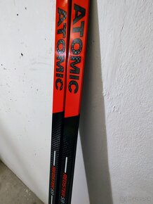 Bežky Atomic REDSTER S9 CARBON – Top výkon na trati - 4