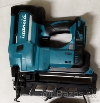 Makita aku klincovacka - 4