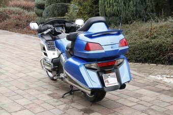 Honda Goldwing  GL1800 - 4