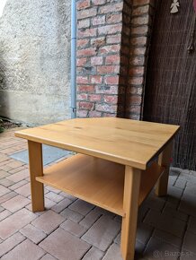 Konferenčný drevený stolík - 4