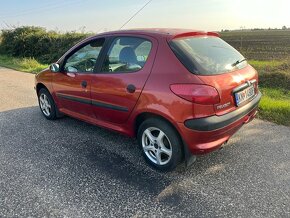 Peugeot 206 1.1 benzín - 4