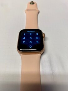 Apple watch series 5 - 4