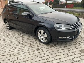 Volkswagen passat B7 Combi Bluemotion 1.6 TDI 6.St Manuál - 4