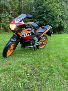 Honda cbr 125 R - 4