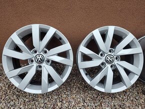 Predám originálne kolesá Volkswagen 5x112 r16 - 4